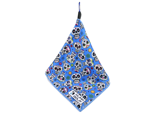 Skulls golf towel